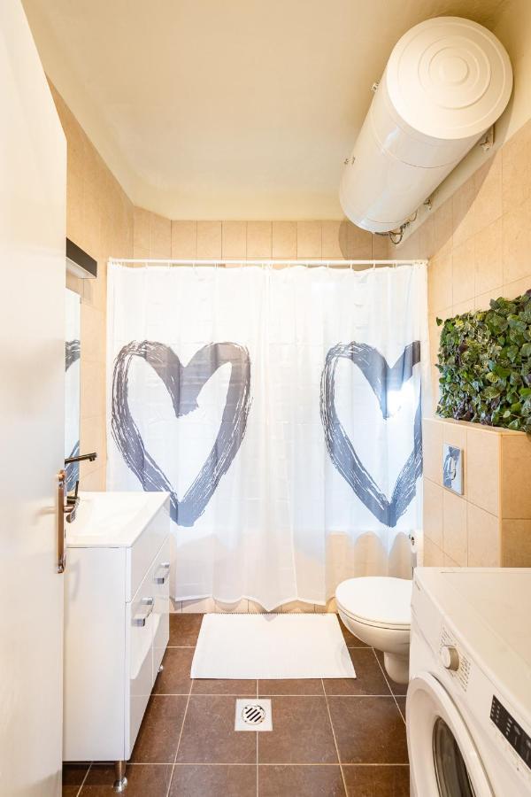 Sunny New Luxurious Home At The Jewish District ブダペスト エクステリア 写真